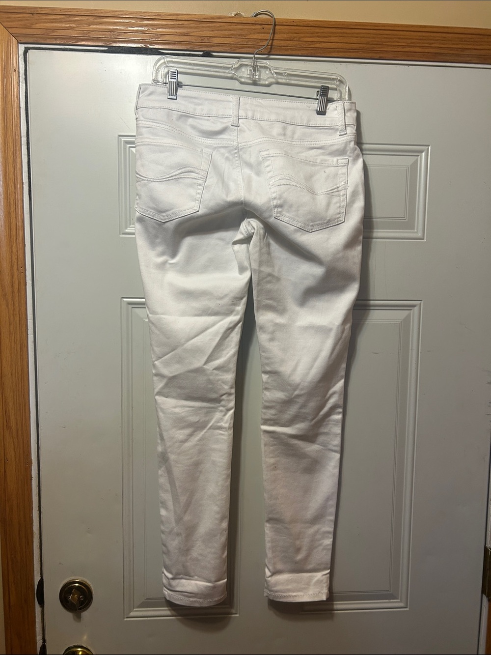 Women’s White Slim Jeans 9